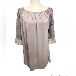 WIN WIN brand tunic. NWT. Size L-XL.